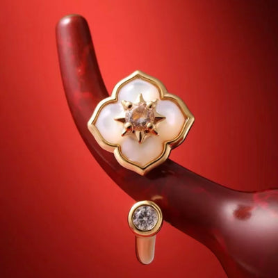 AuraNudge "Serendipity Shell" Manifestation Set - Necklace, Bracelet & Studs