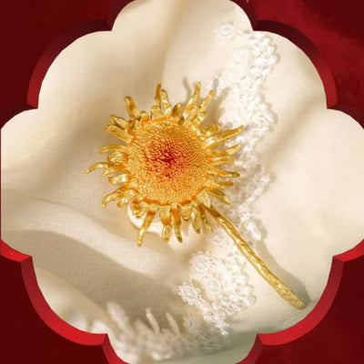 "Chasing the Sun" Brass Sunflower Brooch — A Daily Anchor for Optimism